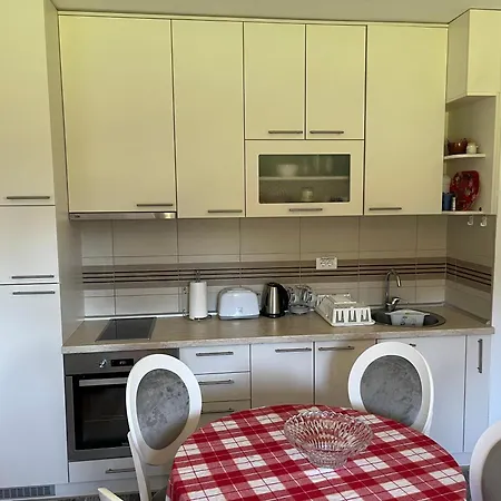 Apartment Pinewood Premium Mountain View