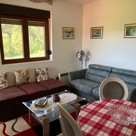 Pinewood Premium Mountain View Appartement *